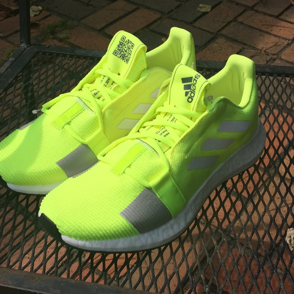 Adidas SENSEBOOST - Yellow
